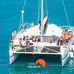 #170 Pateo Flat By Home Holidays